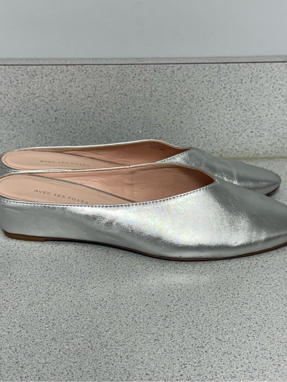 Avec Les Filles Alessia Gunmetal Silver Mule Flats Size 8M